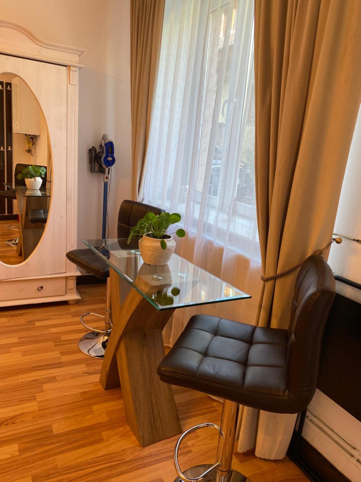 Charming Apartament Сибиу Экстерьер фото